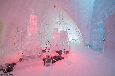 This year, the hotel spans 30,000 square feet and 15,000 tons of snow were used during construction