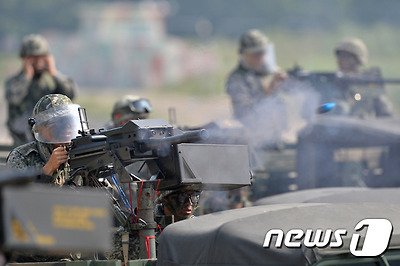 해병대 K4고속유탄발사기 발사!