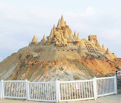 These Fantastic Sand Sculptures Are Every Child’s Dream These Fantastic Sand Sculptures Are Every Child’s Dream