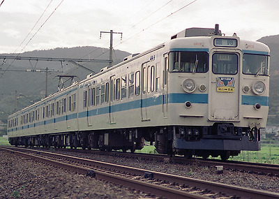 JR Shikoku 111series kuha 111-3002 rapid.jpg