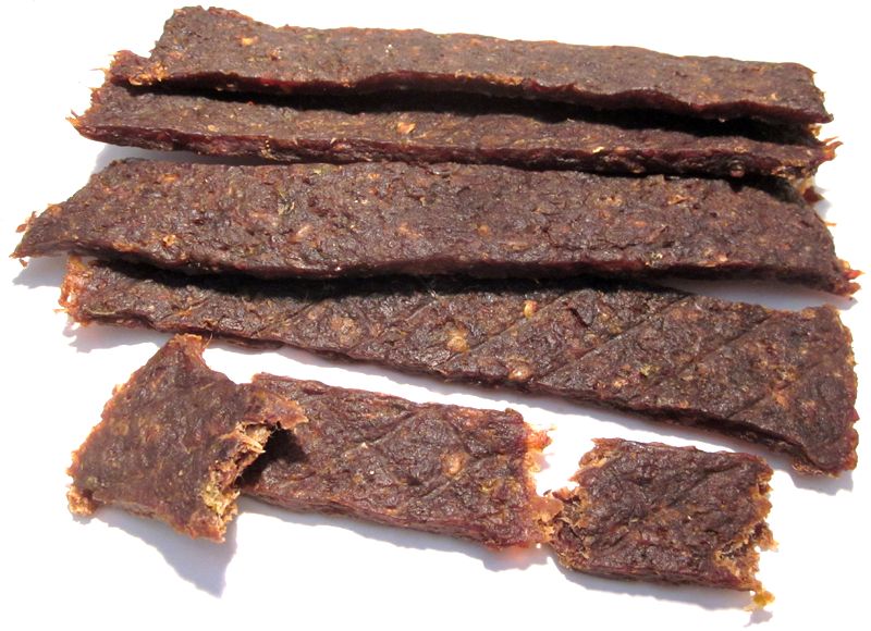 http://2.bp.blogspot.com/_dqiper7Fm7g/TGrlCanUBMI/AAAAAAAAUjU/n-O-oAfaTlU/s1600/luthers-smokehouse-pemmican-style-jalapeno-beef-jerky-pieces.jpg?width=300