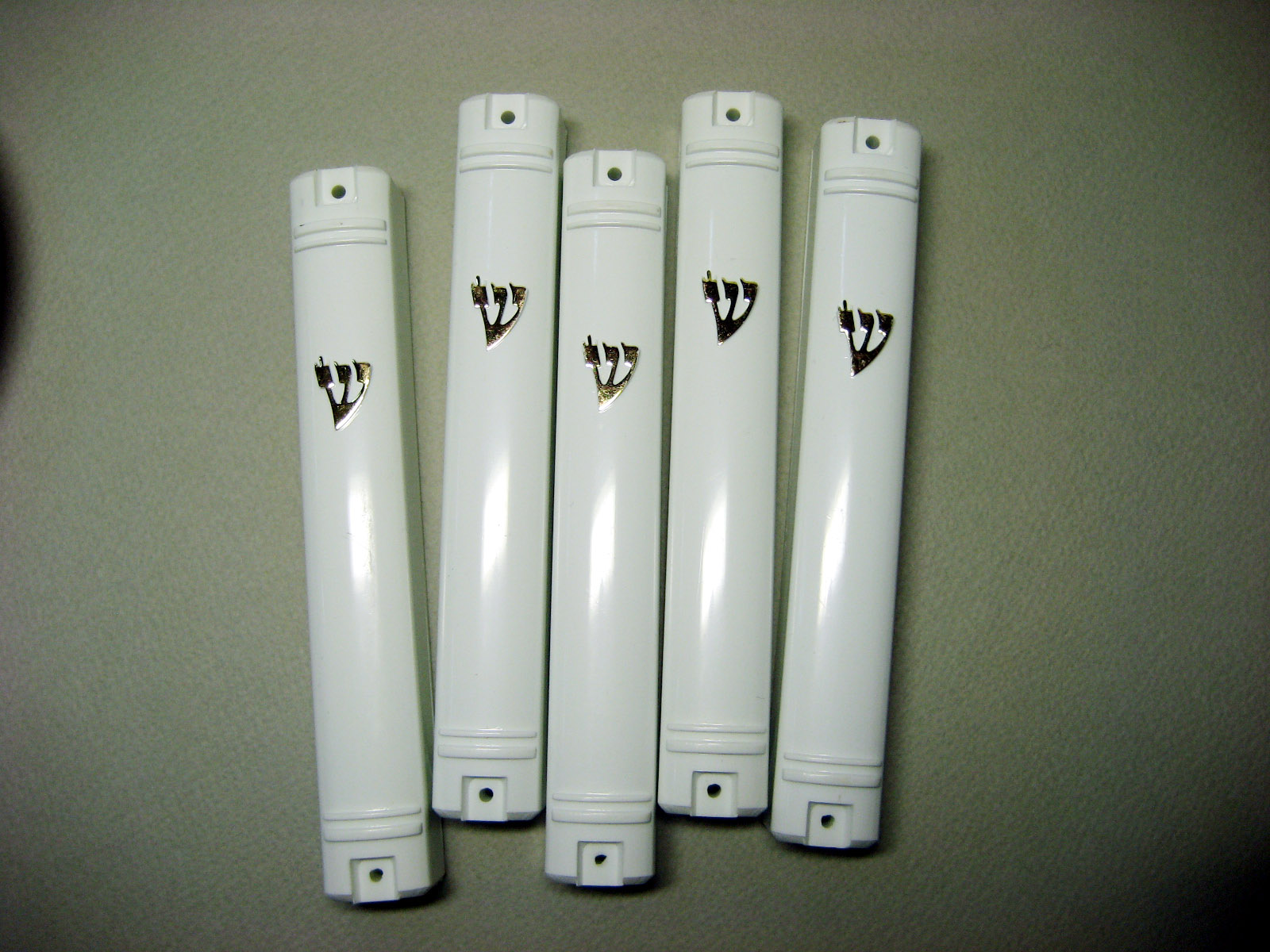 1273805078_l2.jpg