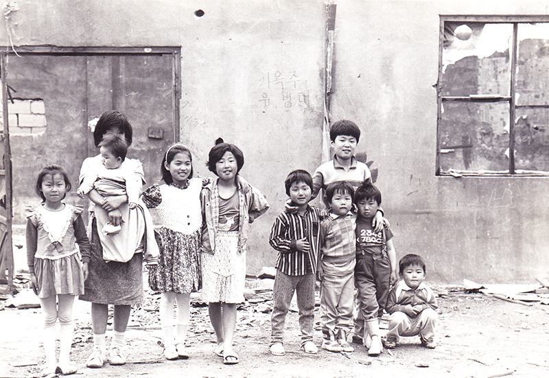 철거촌아이들.jpg