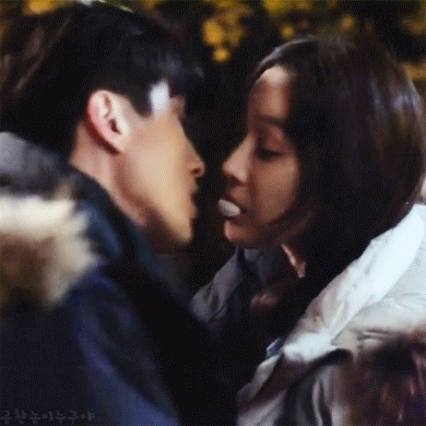 샤크라출신 배우 정려원 몸매 키 남태현 인스타그램 레전드 움짤