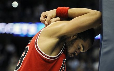 Chicago Bulls Center Joakim Noah Reacts