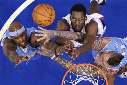 Los Angeles Clippers Forward Al-Farouq Aminu, Center, Goes