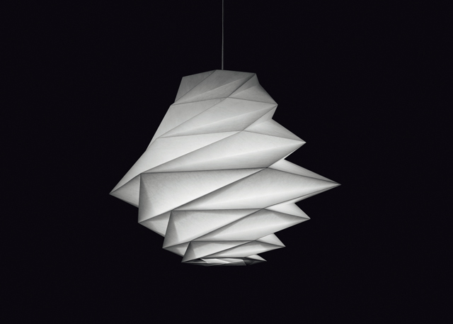 빛과 그림자의 조각 : 陰翳(음영) IN-EI ISSEY MIYAKE - 이미지