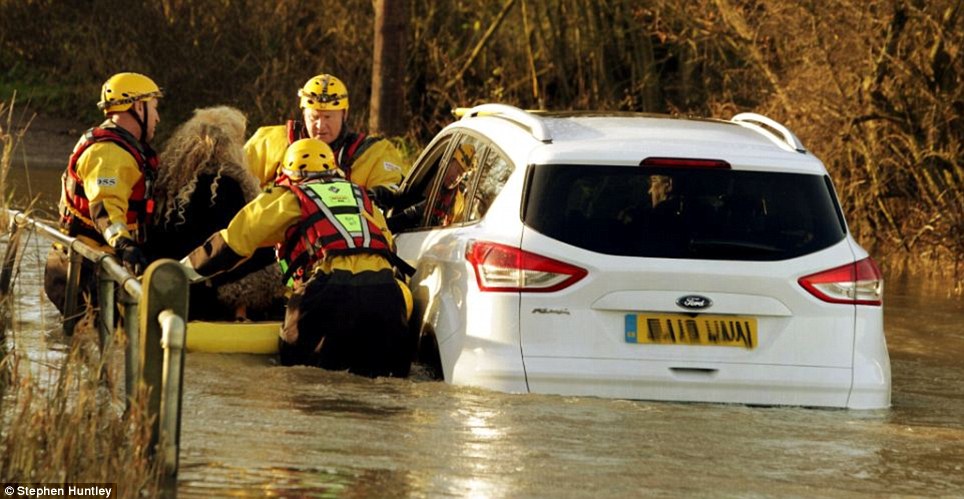 During this rescue a brand new Ford Kuga got stuck when the driver was going from Thurrock to Harold Wood