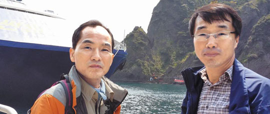 김윤배 박사(오른쪽).