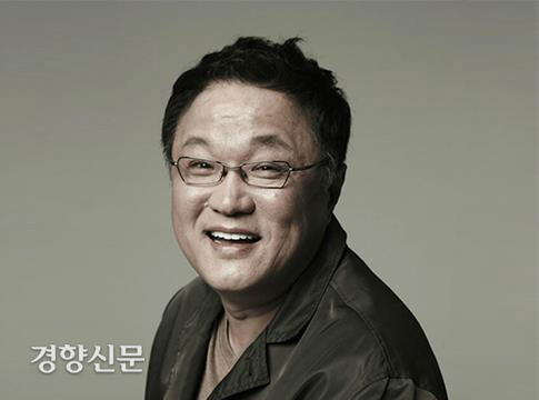 지난 22일 오후 경기 양평군 양평읍 공흥리의 한 교차로에서 배우 정원중씨가 운전하던 승용차와 오토바이가 충돌해 오토바이를 운전하던 10대가 숨졌다. 사진은 배우 정원중씨. 아티스트컴퍼니 제공