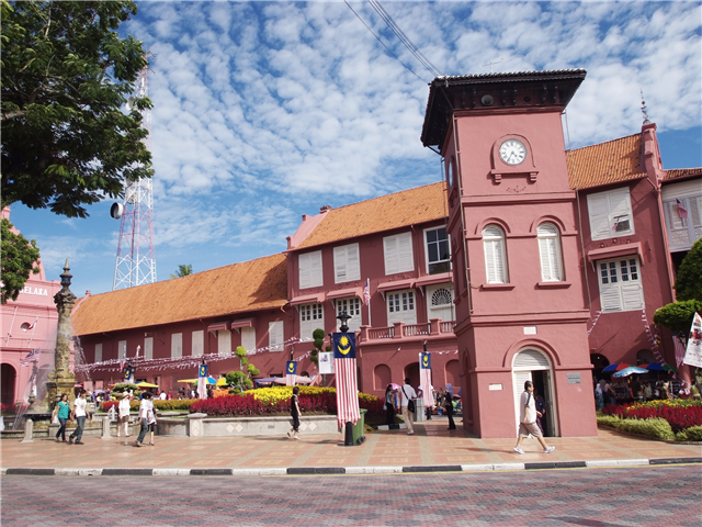 http://img.modetour.co.kr//eagle/photoimg/10385/Bfile/635590921081593098.JPG