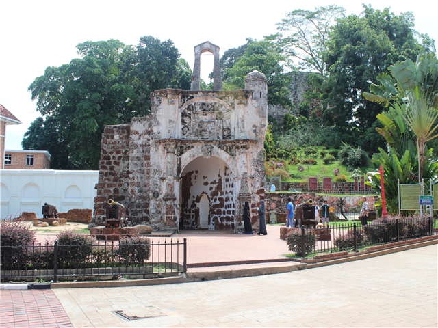 http://img.modetour.co.kr//eagle/photoimg/32956/Bfile/635581511414408743.jpg