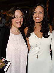 Angelina Jolie's Mom Dies