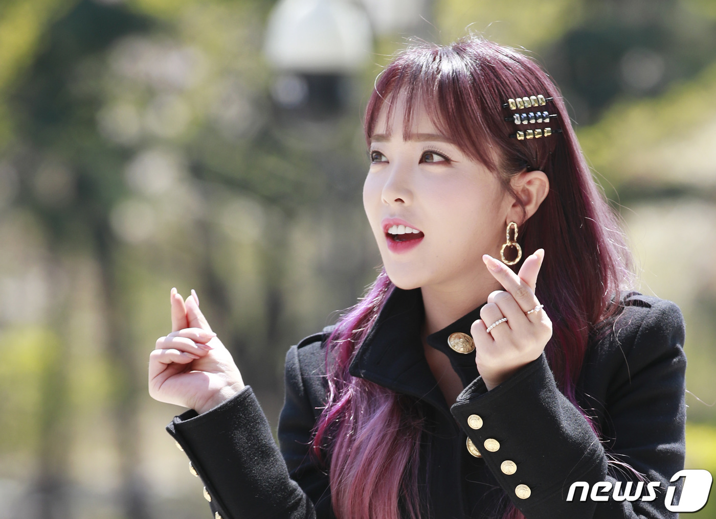 홍진영, 싱그러운 하트