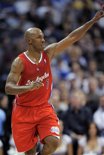 Los Angeles Clippers Guard Chauncey Billups (1) Celebrates