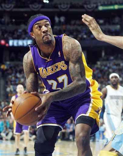 Los Angeles Lakers Center Jordan Hill Goes