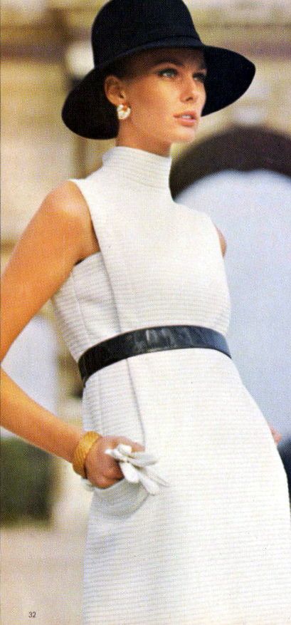 Buttoned Up High : 1960's Fashion: Photo