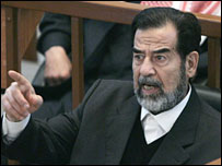 Saddam Hussein in court (file picture)