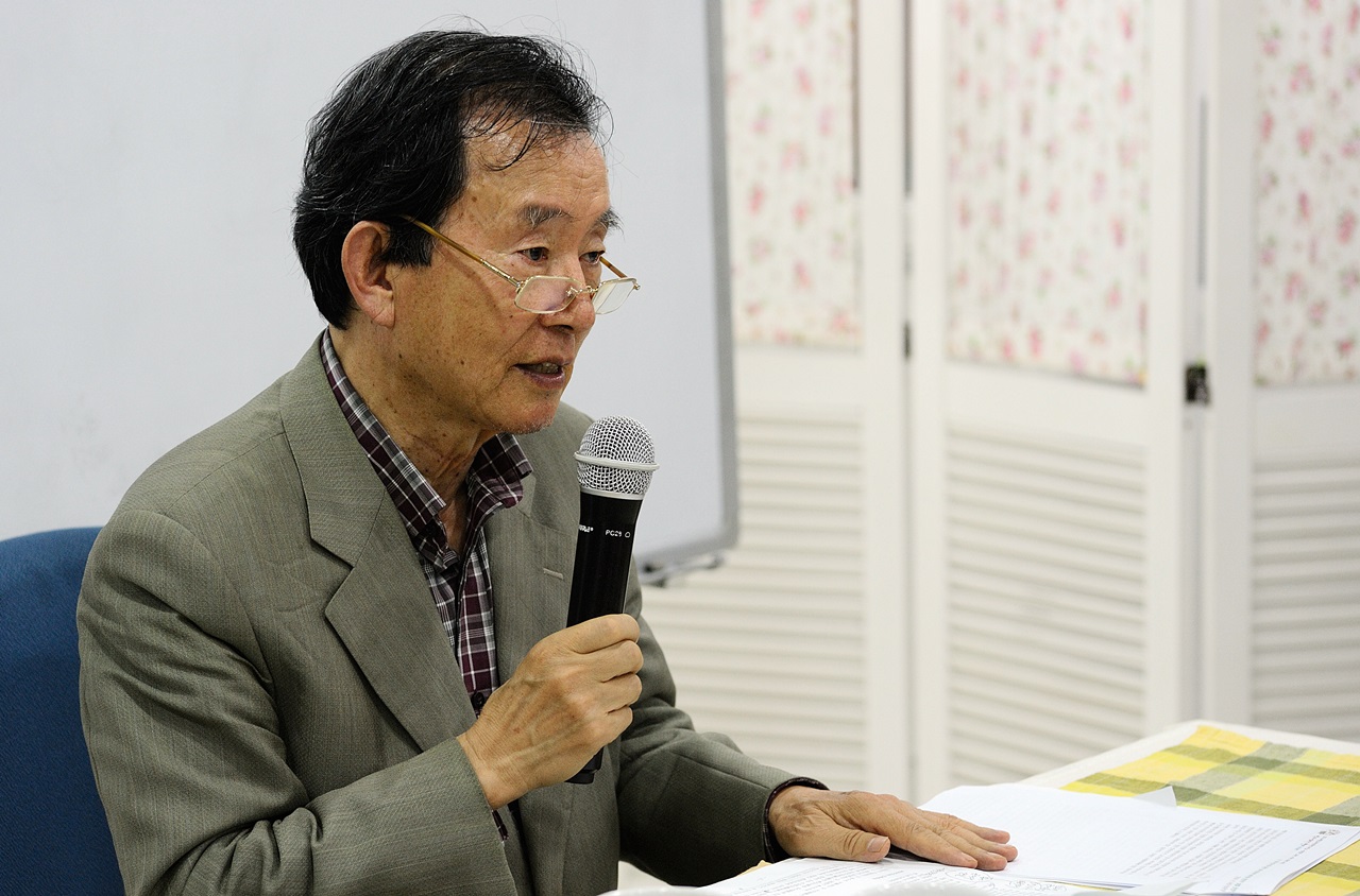 평생 평전을 쓰며 인물에 천착해 온 김삼웅 선생은 정의롭게 살아야 한다고 강조했다.