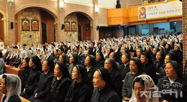 nuns 11 12