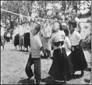 야외예배 어린이 놀이(1957.5.20)