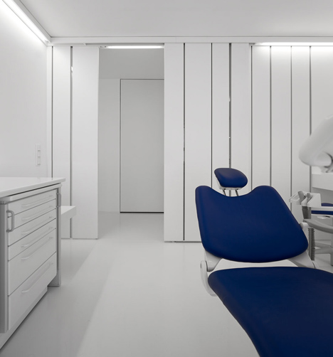 Dental Clinic by MMV Arquitecto Dental Clinic by MMV Arquitecto