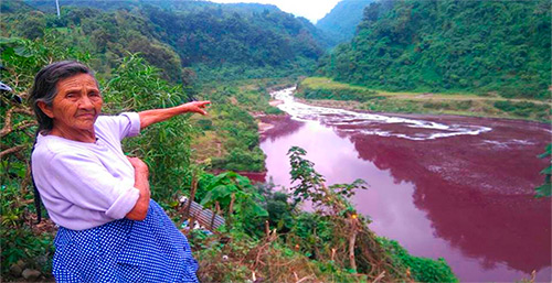 blood red river guatemala, guatemala red river, river guatemal turns blood red, river guatemala red, water red guatemala, water turns red guatemala pictures, water turns red guatemala video