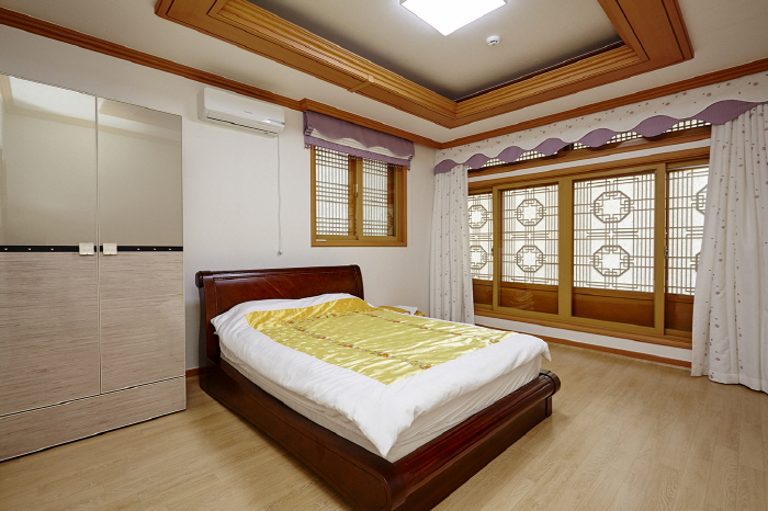 아델라한옥_해관_입구