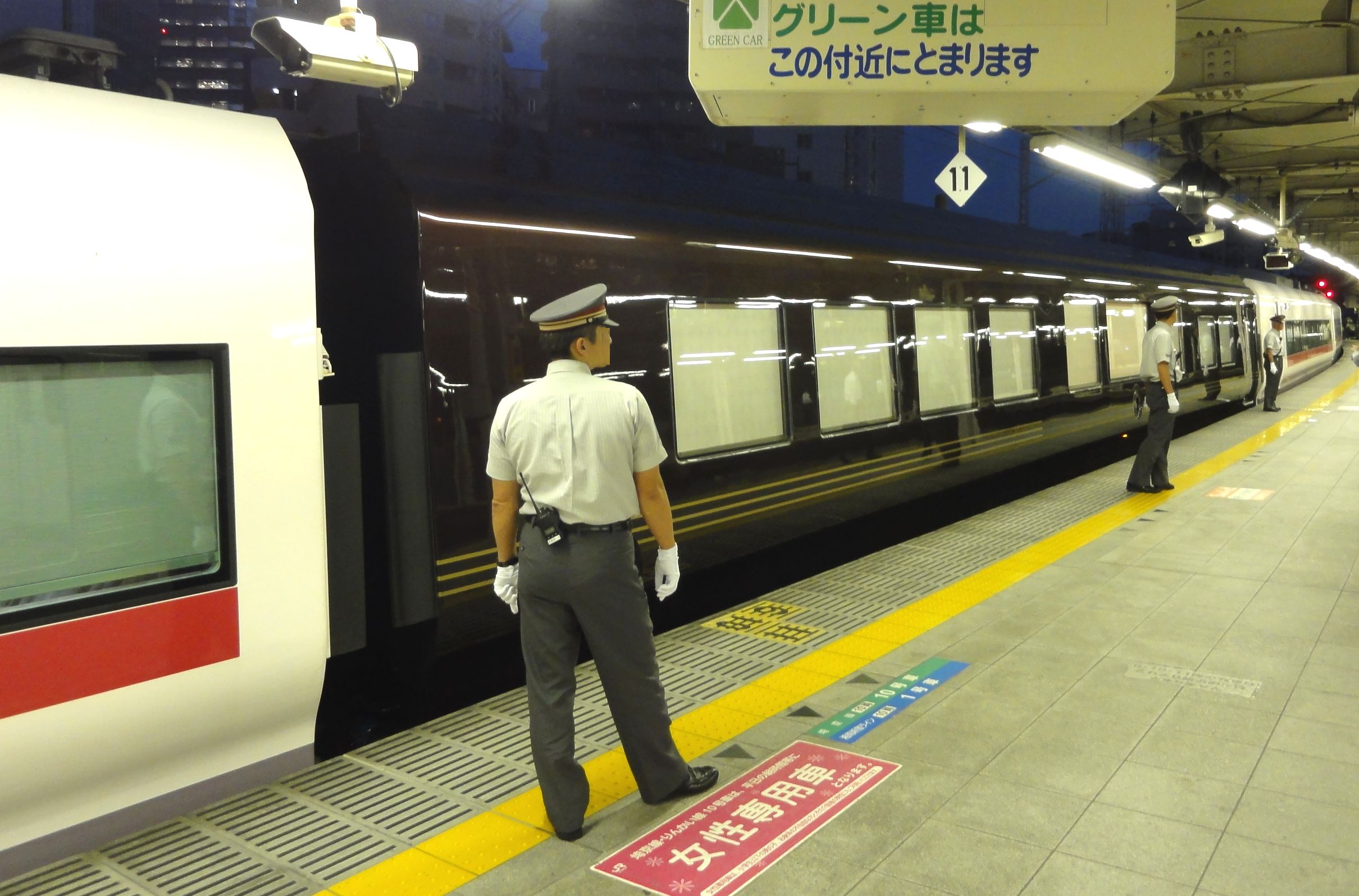 JR East E657-E655-1 20110928 osaki.jpg