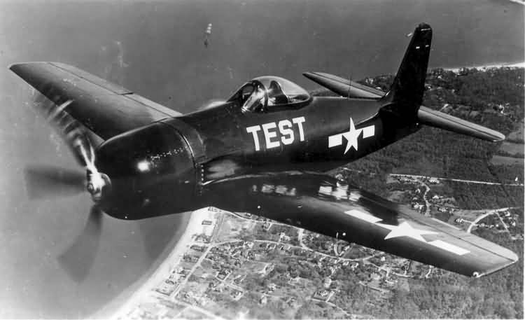http://upload.wikimedia.org/wikipedia/commons/7/79/F8F_Bearcat_%28flying%29.jpg?width=600px