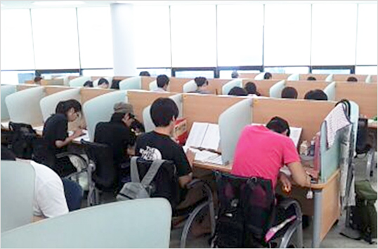 도서관 열공 분위기