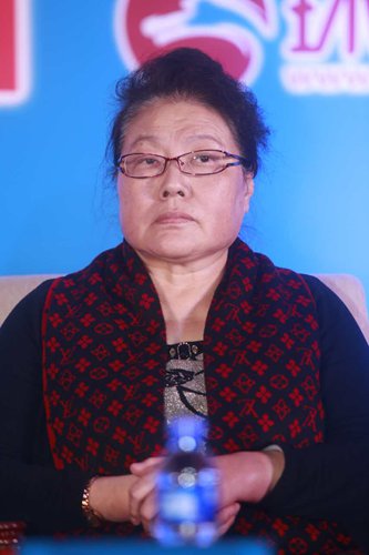 Tan Yaling, Director of the China Forex Investment Research Institute