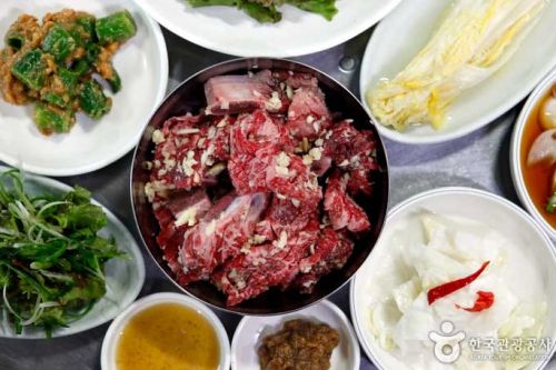 갈비골목 '뉴서울갈비'의 한우갈비구이