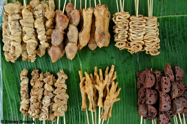 Street-Food-In-the-Philippines
