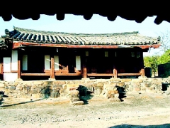 울산시 송정동에 있는 박상진의 생가. 울산시에 의해 문화재자료 제5호로 지정되었으나 가세가 기울면서 타인의 소유지가 되어 있다.2
