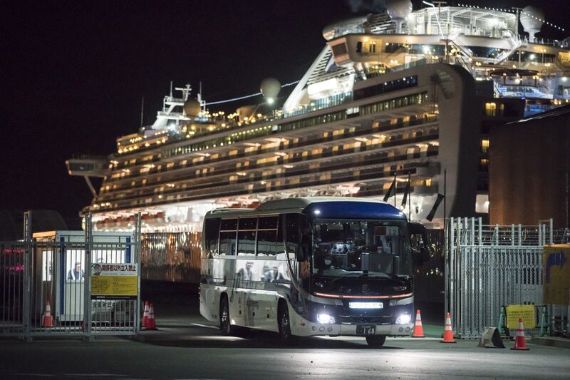 Passengers Disembark Diamond Princess Cruise Ship After Quarantine Ends