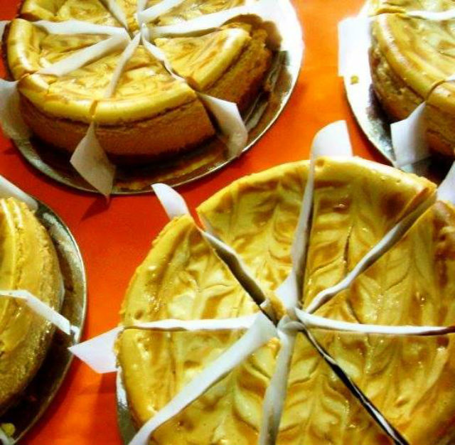 GO AHEAD AND SIN. Indulge in Ozark’s sinful and rich dark beer cheesecake. Photo courtesy of Ozark Diner