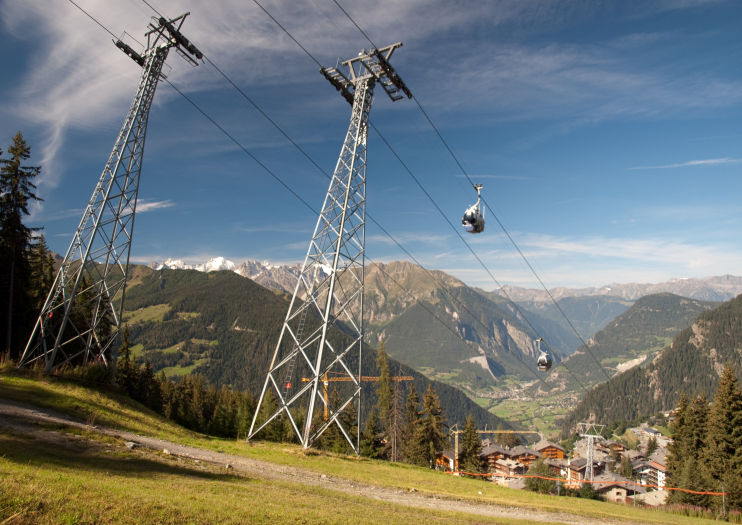 Hiking up through Verbier Hiking up through Verbier