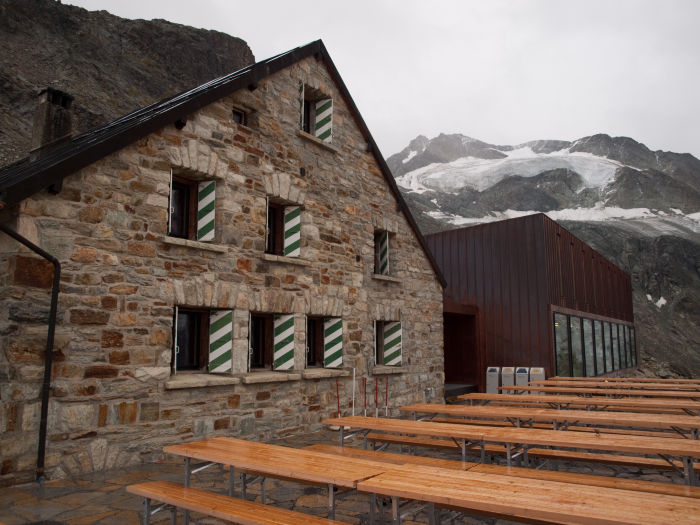 Cabane de Moiry Cabane de Moiry