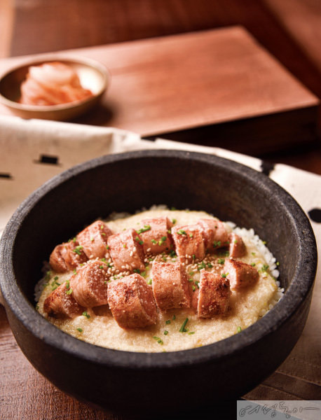 밥만 먹어도 맛있다! 솥밥