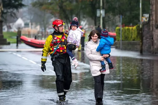 flood firefighterì— ëŒ€í•œ ì´ë¯¸ì§€ ê²€ìƒ‰ê²°ê³¼