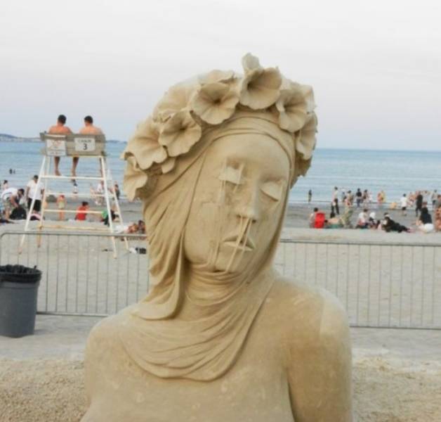 These Fantastic Sand Sculptures Are Every Child’s Dream These Fantastic Sand Sculptures Are Every Child’s Dream