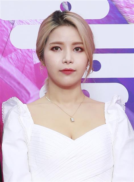 마마무 솔라, 순백의 요정