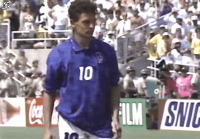 로베르토 바조 실축 gif에 대한 이미지 검색결과