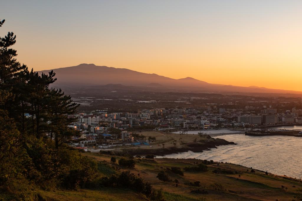 함덕 바다와 한라산을 품다, 서우봉20