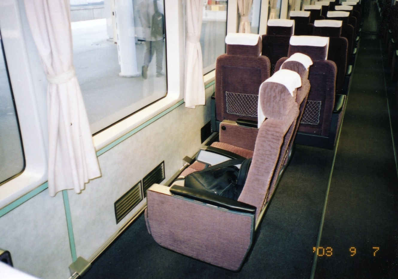 JRW-Series213-inside-green-seat.jpg