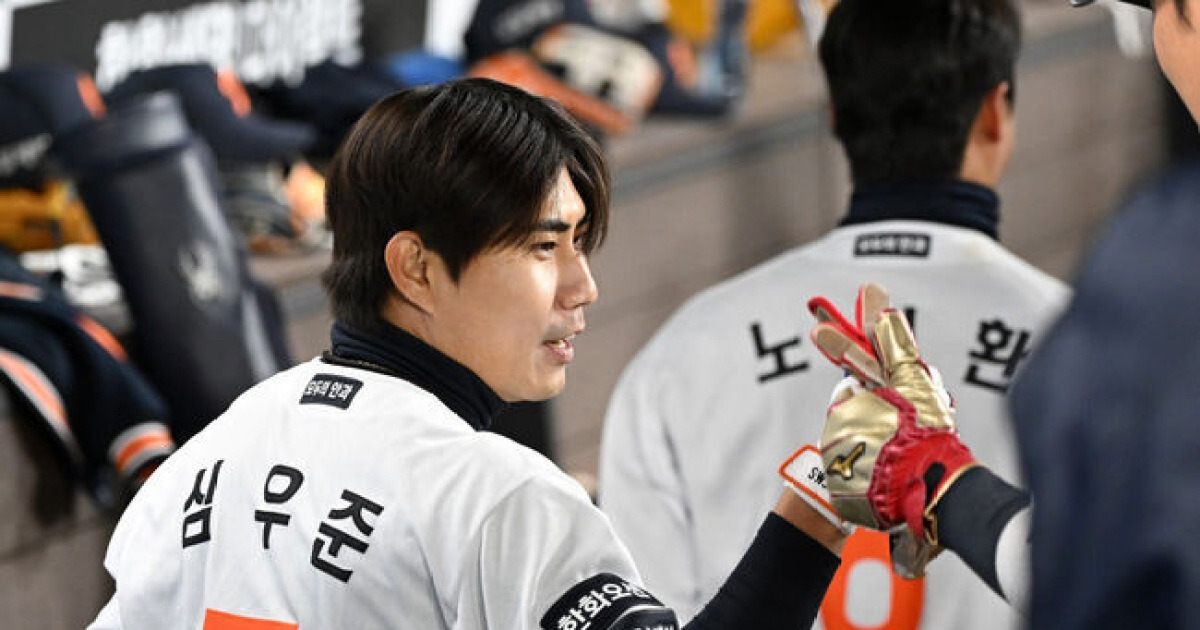 '거포 유격수 맞네' 동점 스리런만 벌써 두 번…심우준, 공포의 9번타자로 변신했다