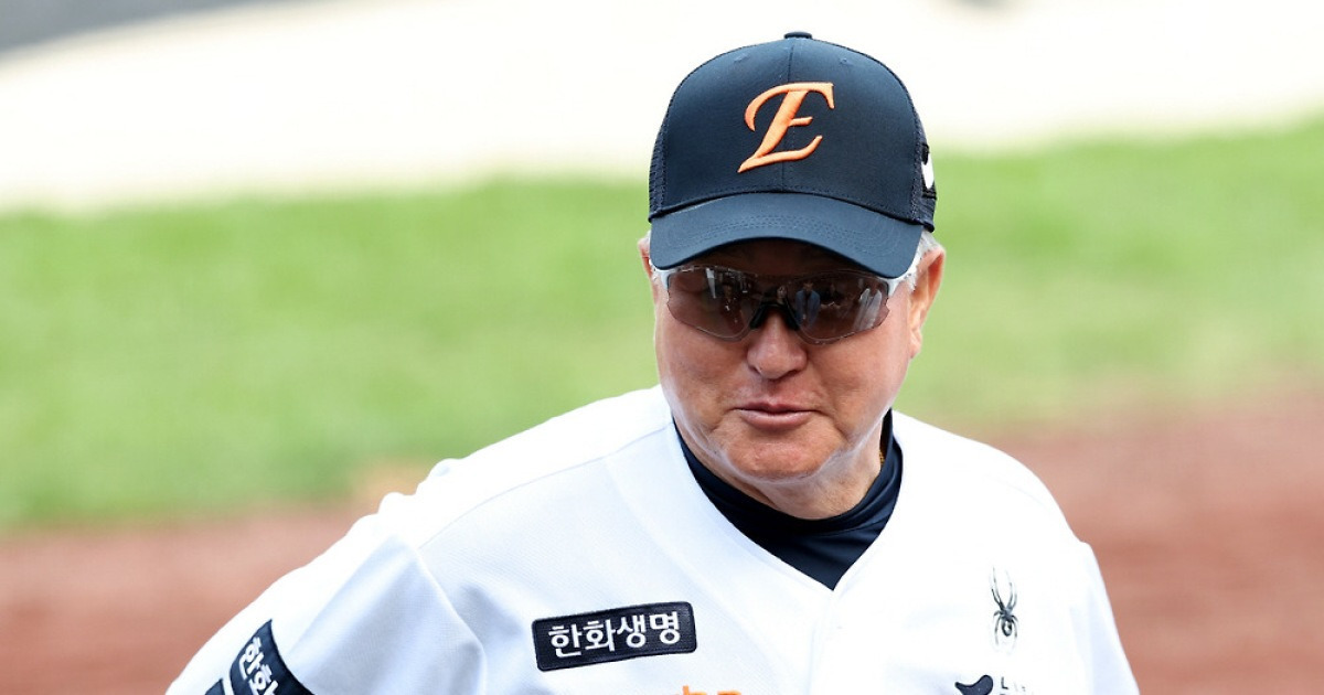 '2등'해도 욕 먹는다 → 김경문 감독 하소연.. "너무 과격한 말들이 많다. 감독도 선수도 신은 아