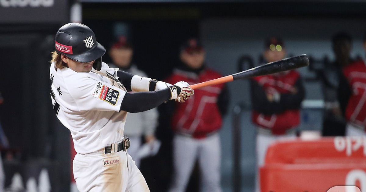 '김상수 9회 결승 홈런' KT, 삼성 잡고 3연승…4위 자리 수성