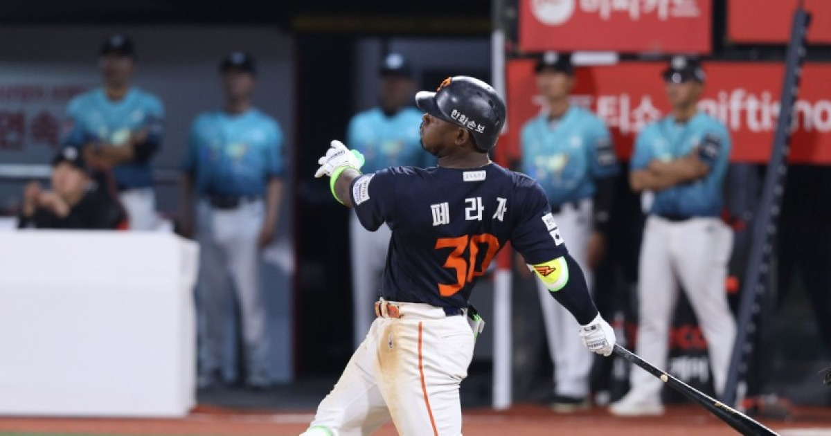 '잭 쿠싱 감사합니다', 한화와 멋진 이별→문현빈+페라자 홈런포로 완성…KT 5-3 제압+연승 질주 [
